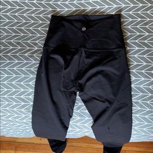 Lululemon Wunder Under full length size 4